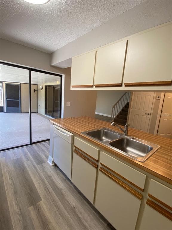 1004 ROYAL OAK BOULEVARD, LEESBURG, FL 34748 — zdjęcie 4