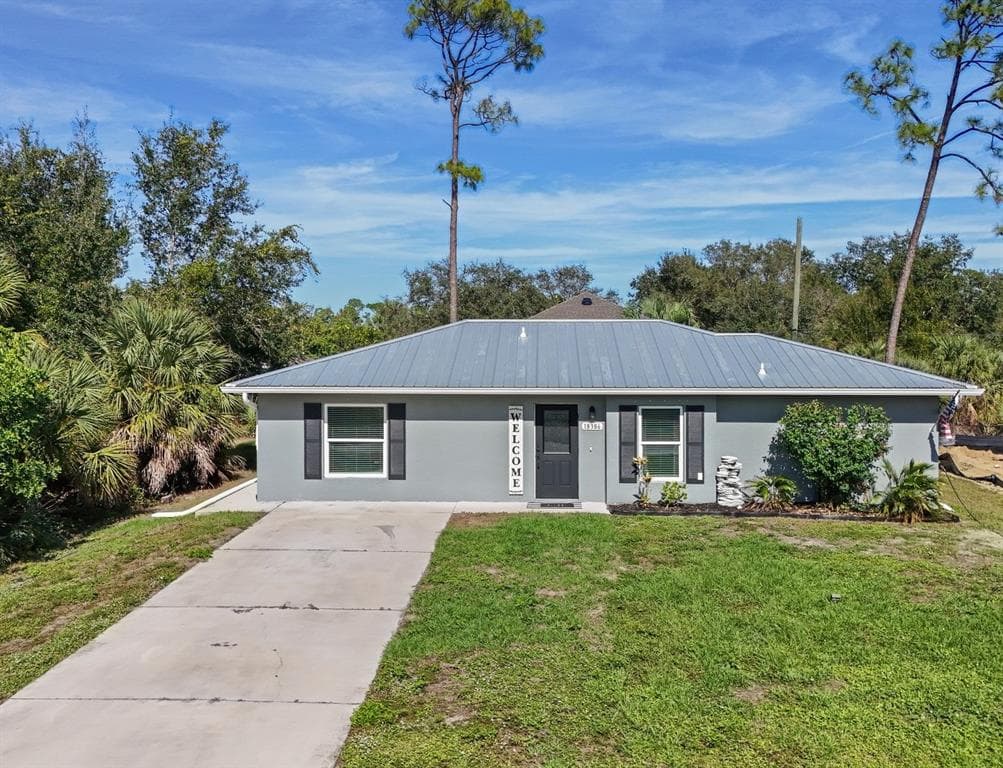 18386 LOCKLANE AVENUE, PORT CHARLOTTE, FL 33948