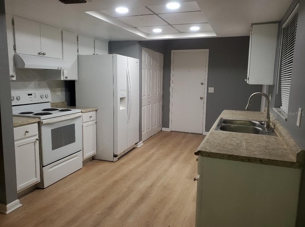 8211 CLERMONT STREET, TAMPA, FL 33637 — zdjęcie 2