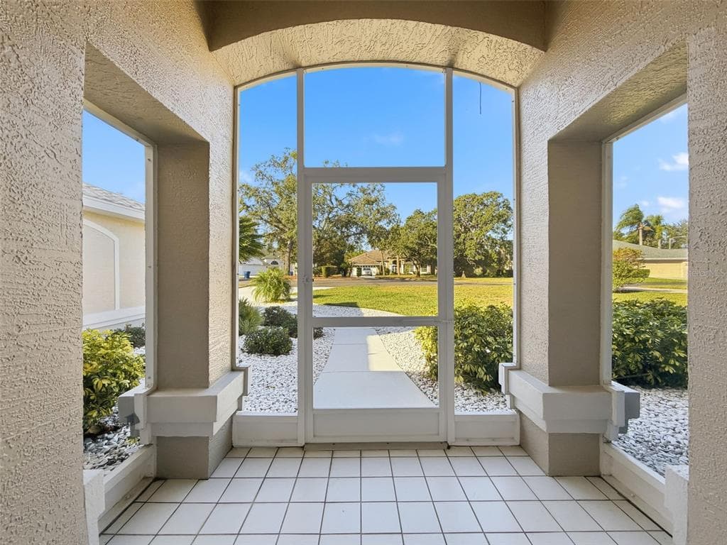 9428 APPLE DUMPLING COURT, WEEKI WACHEE, FL 34613 — zdjęcie 2