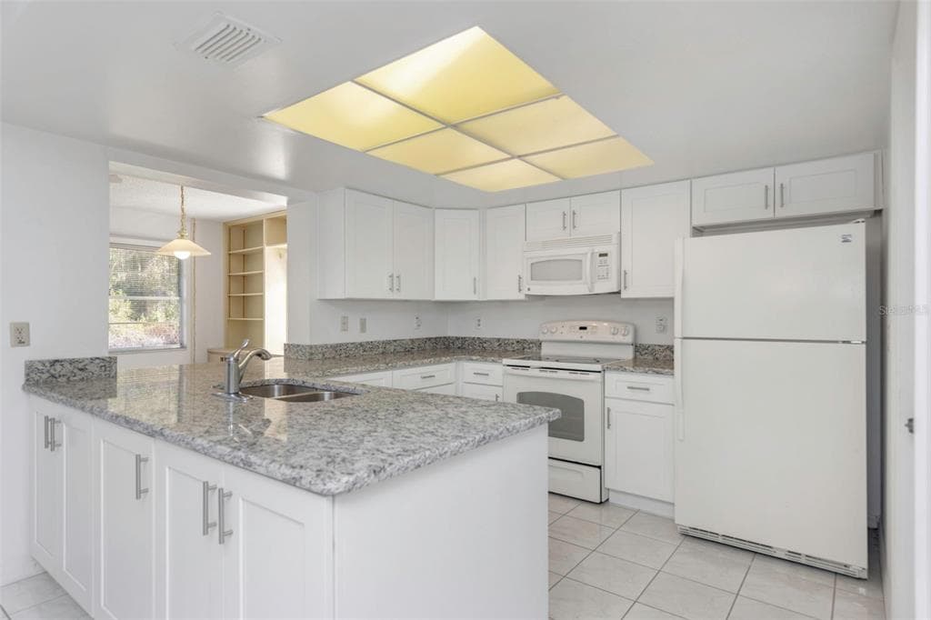 2024 HEATHFIELD CIRCLE # 155, SUN CITY CENTER, FL 33573 — zdjęcie 3