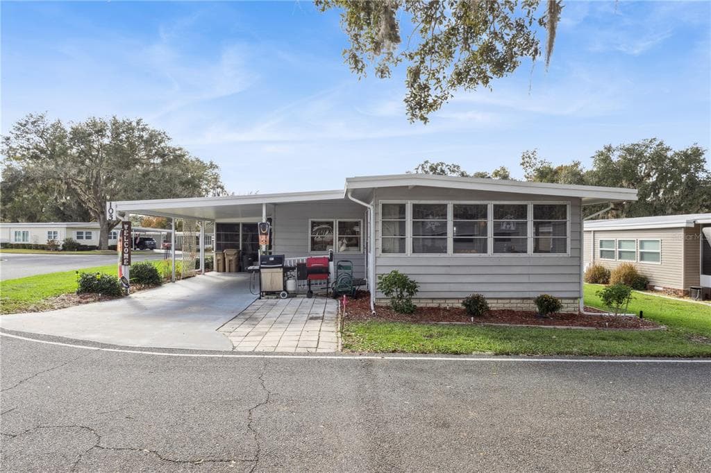 103 POINSETTIA, LEESBURG, FL 34748