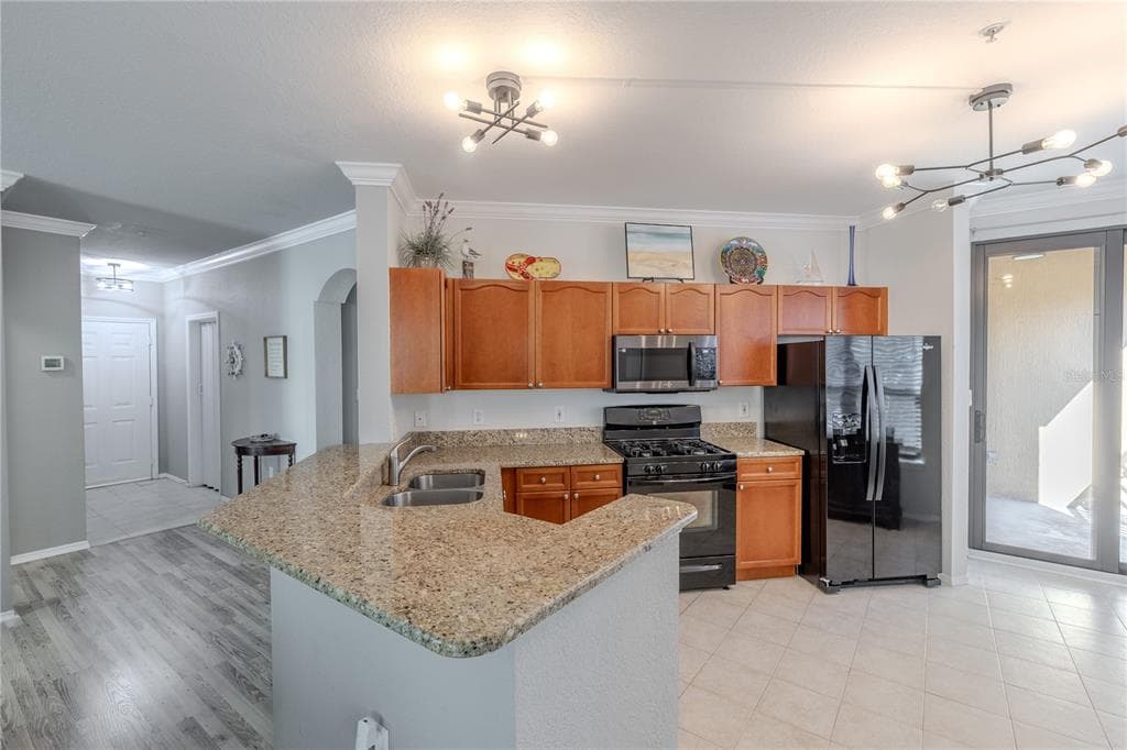 2738 VIA TIVOLI # 220B, CLEARWATER, FL 33764 — zdjęcie 5