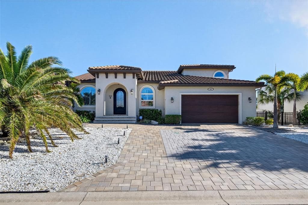 562 RANGER LANE, LONGBOAT KEY, FL 34228