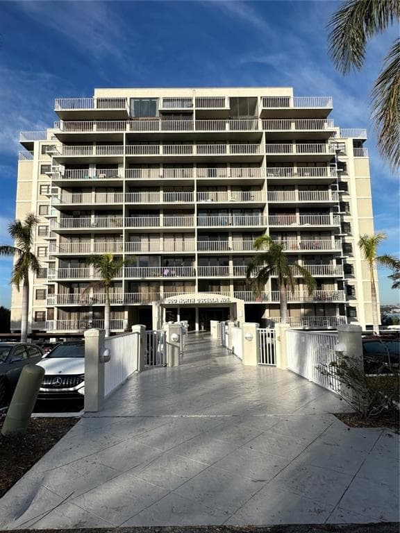 500 N OSCEOLA AVENUE # 403, CLEARWATER, FL 33755