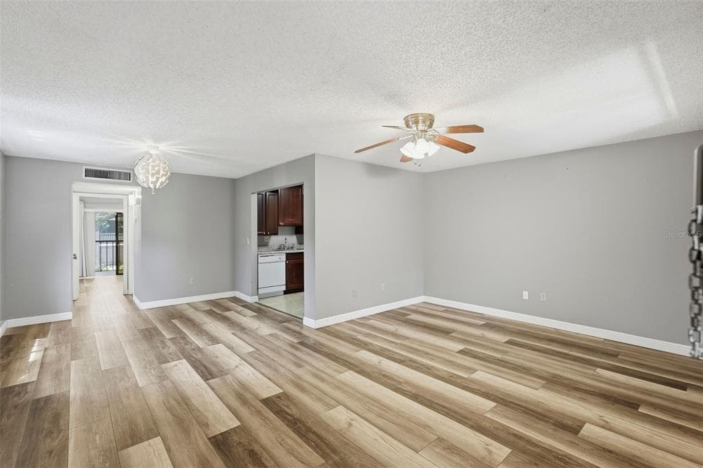 11709 RAINTREE VILLAGE BOULEVARD # C, TEMPLE TERRACE, FL 33617 — zdjęcie 4