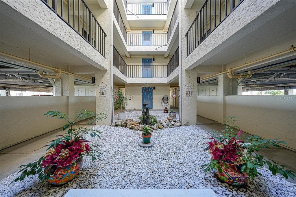 1701 BEACH ROAD # 202, ENGLEWOOD, FL 34223 — zdjęcie 4
