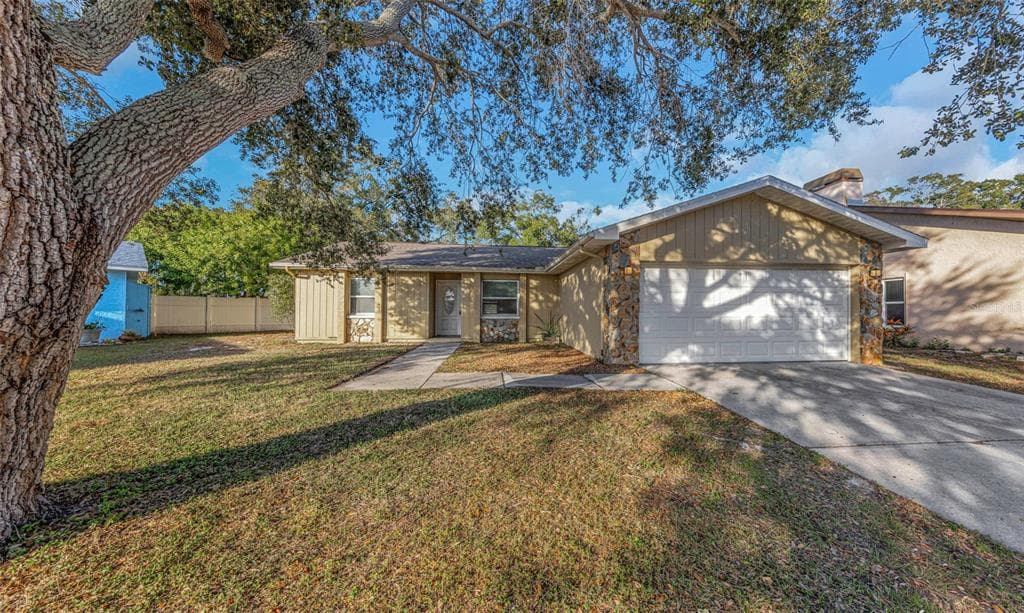 224 WHISPER LAKE ROAD, PALM HARBOR, FL 34683