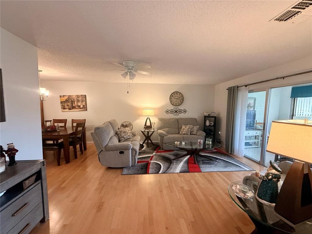 8350 HIGH POINT CIRCLE # 3, PORT RICHEY, FL 34668 — zdjęcie 3