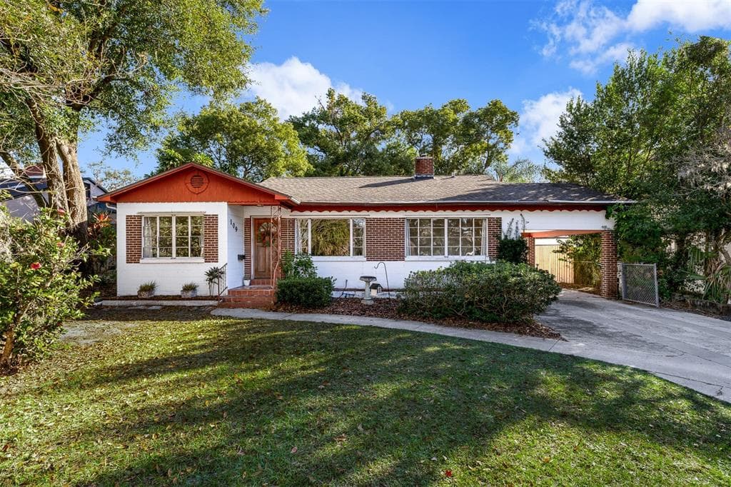 109 S BROWN AVENUE, ORLANDO, FL 32801