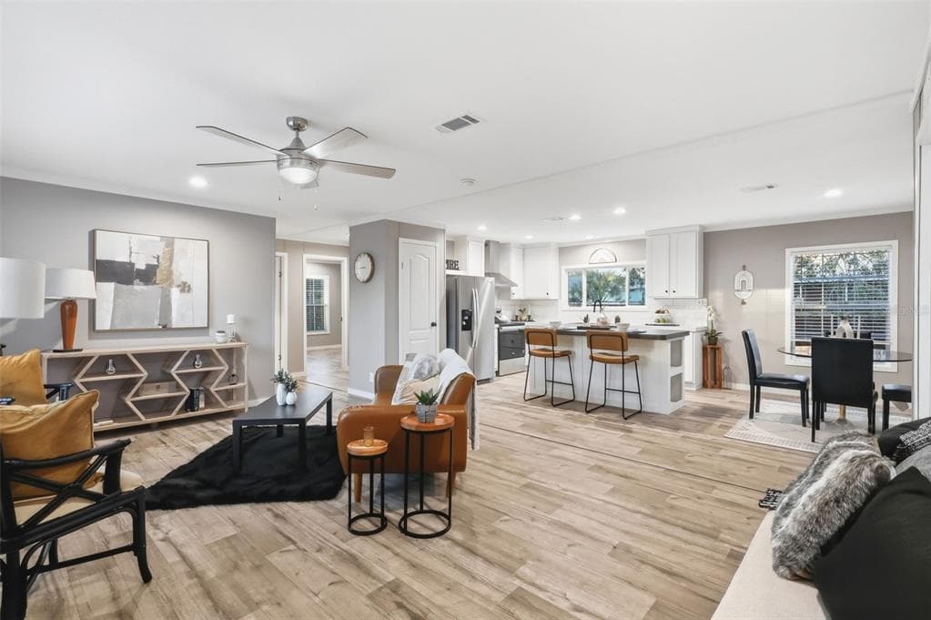 1913 WOODCREST DRIVE, ORMOND BEACH, FL 32174 — zdjęcie 2