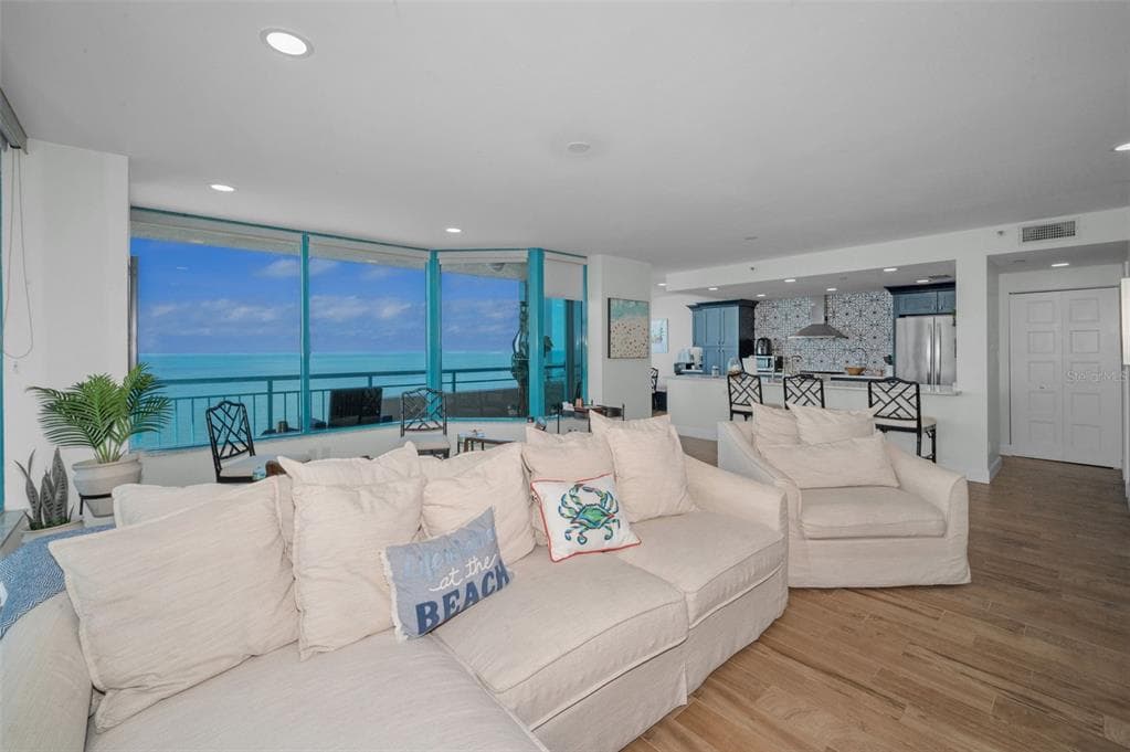 1520 GULF BOULEVARD # 1201, CLEARWATER BEACH, FL 33767 — zdjęcie 2
