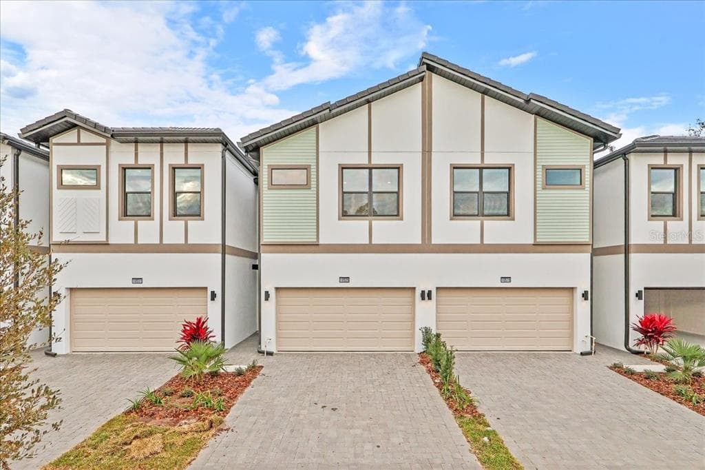 10525 EBB TIDE LANE, ORLANDO, FL 32821