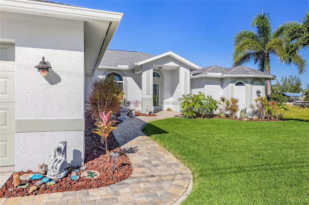 430 NW 39TH AVENUE, CAPE CORAL, FL 33993 — zdjęcie 4