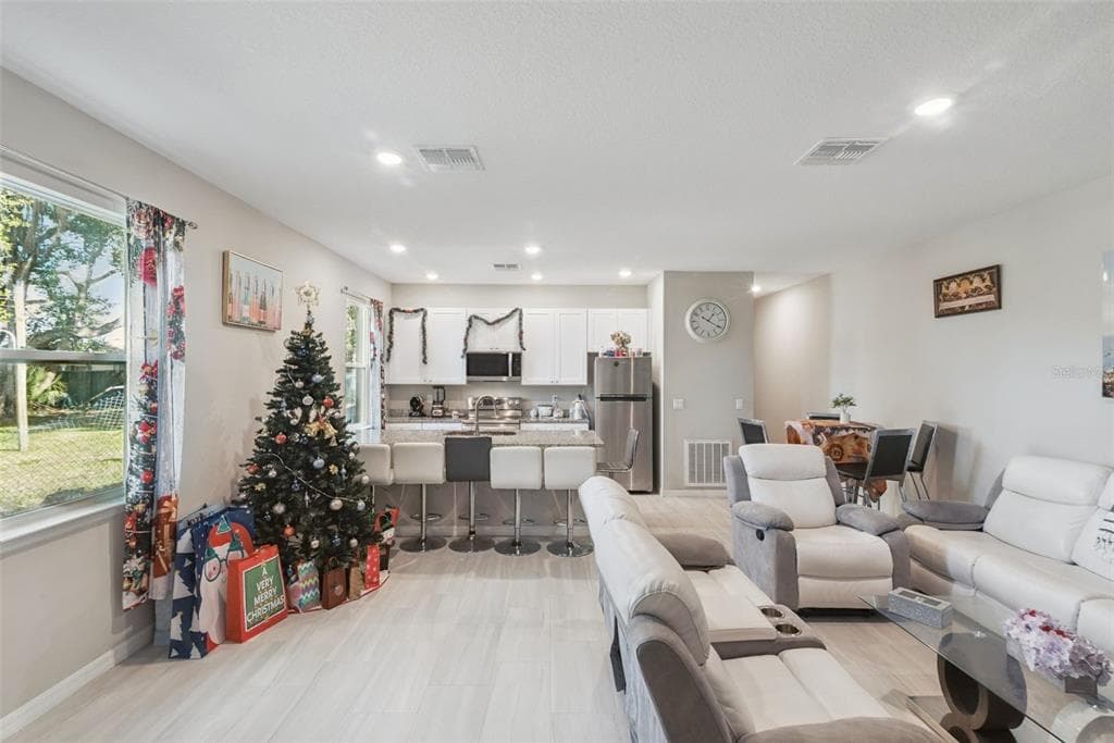 1021/1023 TITCOMB STREET, EUSTIS, FL 32726 — zdjęcie 2