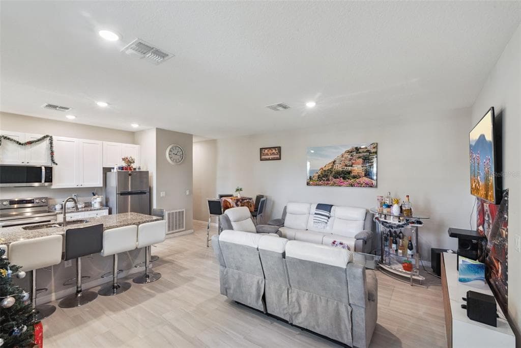 1021/1023 TITCOMB STREET, EUSTIS, FL 32726 — zdjęcie 3