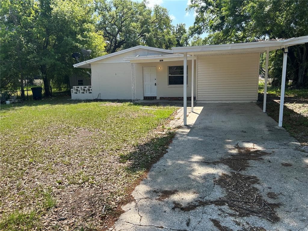 7001 32ND AVENUE S, TAMPA, FL 33619