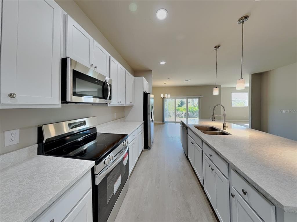 198 ARCH DRIVE, ROTONDA WEST, FL 33947 — zdjęcie 2