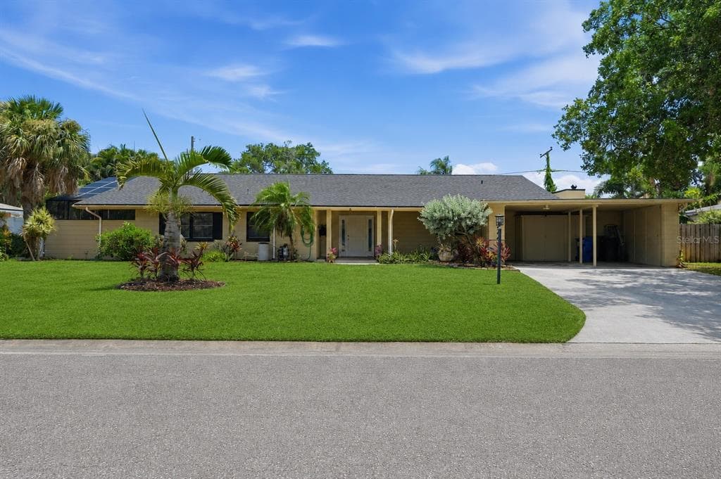 3944 49TH AVENUE S, ST PETERSBURG, FL 33711
