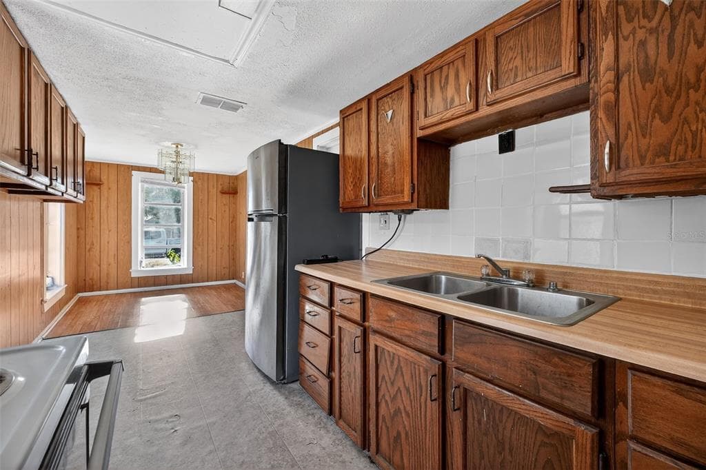 146 KINGSTON AVENUE, DAYTONA BEACH, FL 32114 — zdjęcie 4