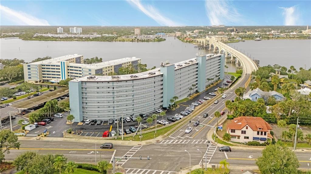 100 SILVER BEACH AVENUE # 816, DAYTONA BEACH, FL 32118
