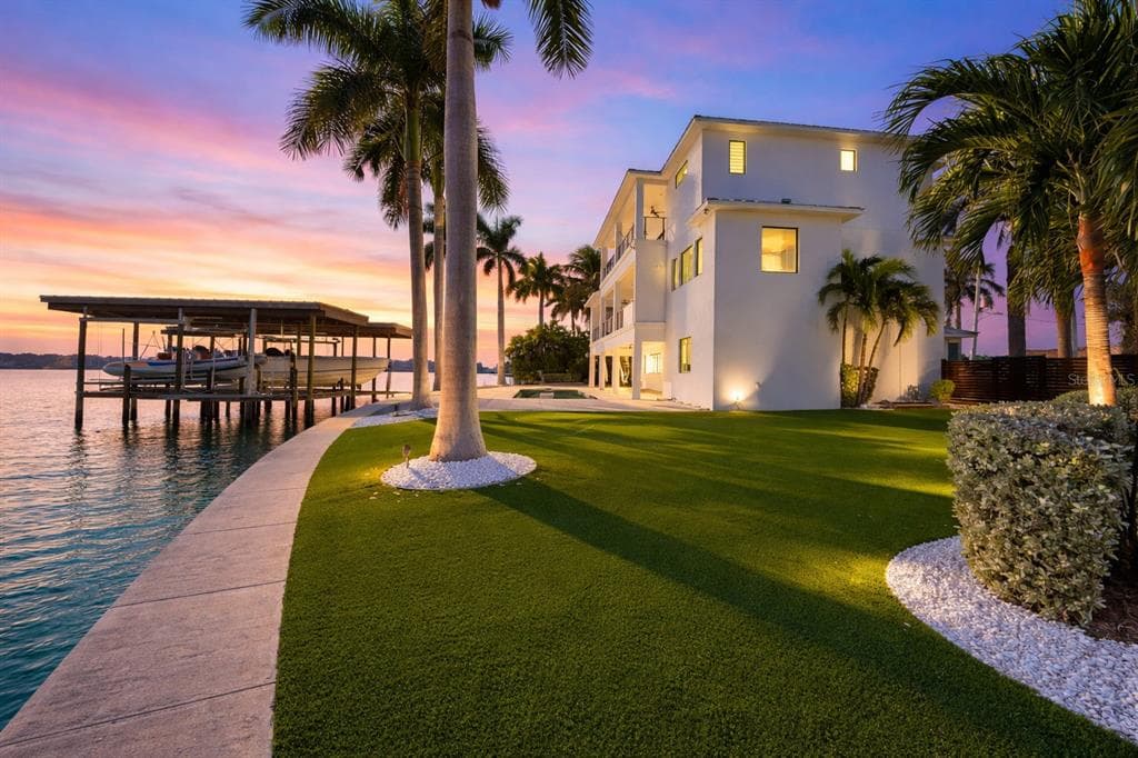 7801 9TH AVENUE S, ST PETERSBURG, FL 33707 — zdjęcie 3