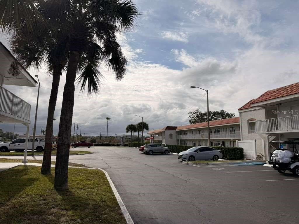 5367 W IRLO BRONSON MEMORIAL HIGHWAY # 3-108, KISSIMMEE, FL 34746