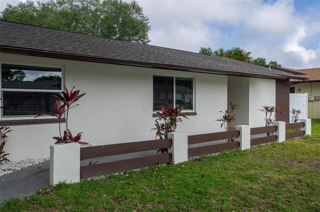 1689 MONTEREY DRIVE, CLEARWATER, FL 33756 — zdjęcie 4