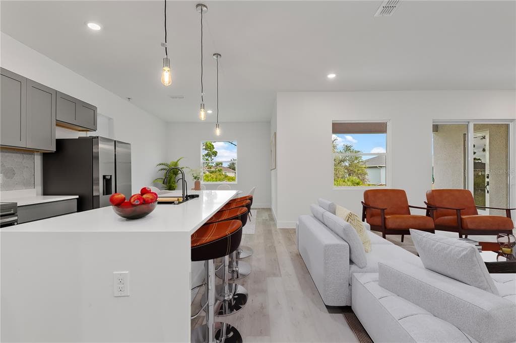 13514 KEYSTONE BOULEVARD, PORT CHARLOTTE, FL 33981 — zdjęcie 2