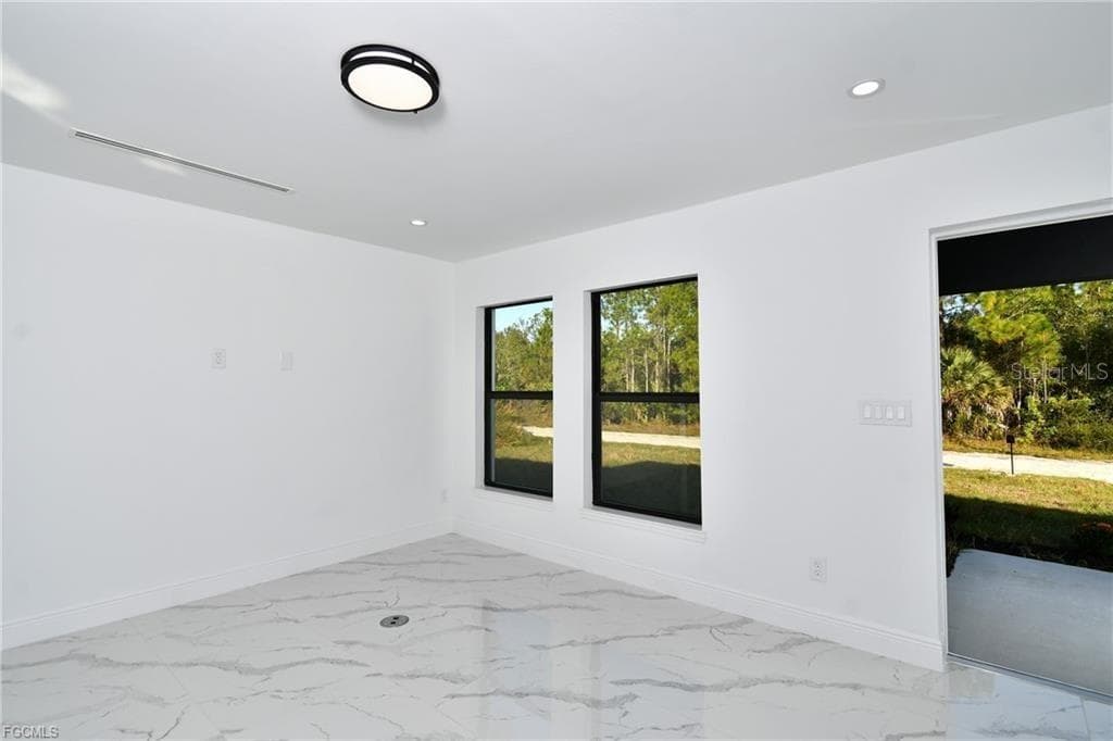 3417 57TH STREET W, LEHIGH ACRES, FL 33971 — zdjęcie 3
