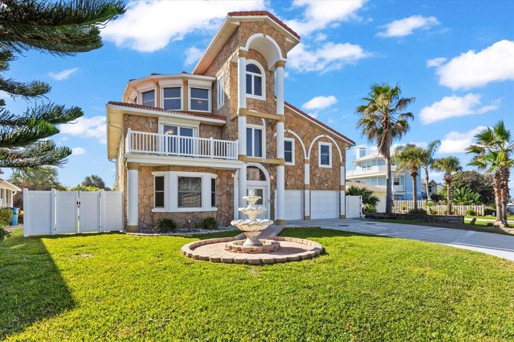 10 CAPISTRANO DRIVE, ORMOND BEACH, FL 32176