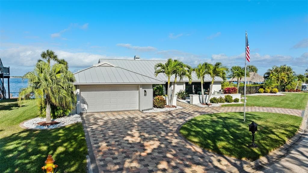 5791 WESTSHORE DRIVE, NEW PORT RICHEY, FL 34652 — zdjęcie 2