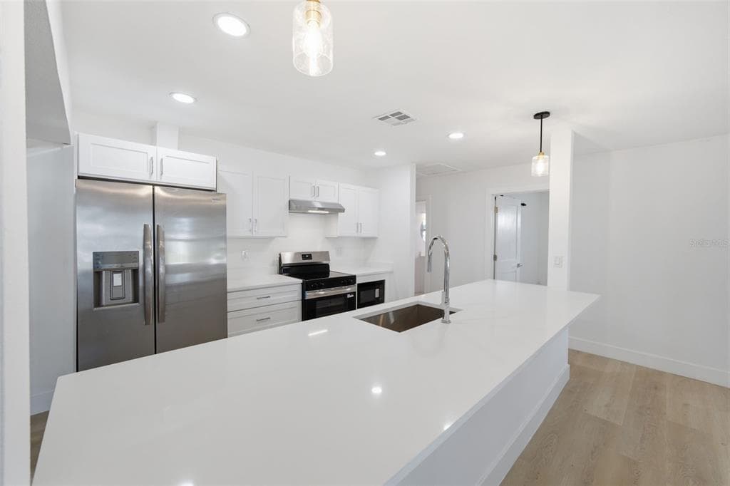 2317 GROVE STREET, SARASOTA, FL 34239 — zdjęcie 3