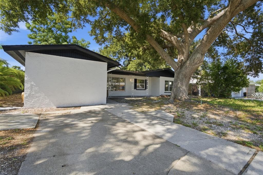 2317 GROVE STREET, SARASOTA, FL 34239
