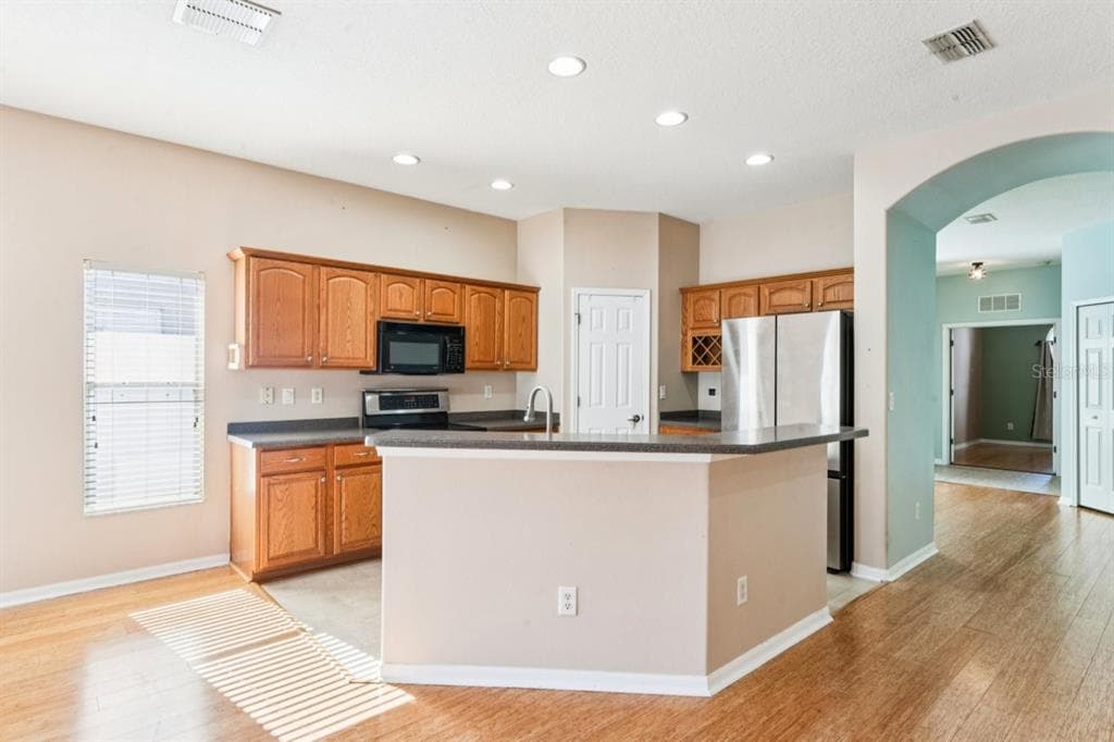9314 CREEDMOOR LANE, NEW PORT RICHEY, FL 34654 — zdjęcie 4