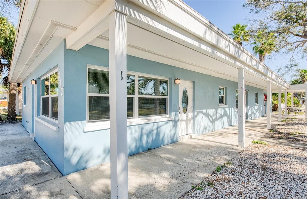 717 E GULF BOULEVARD, INDIAN ROCKS BEACH, FL 33785 — zdjęcie 2