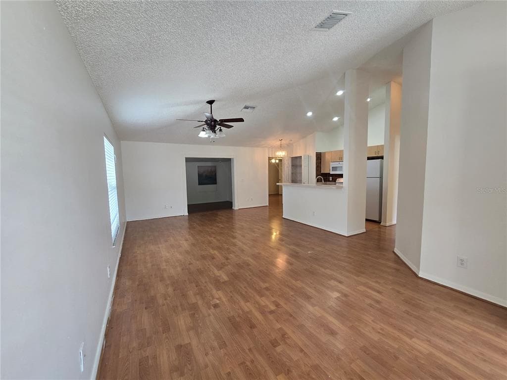 1926 29TH AVENUE N, ST PETERSBURG, FL 33713 — zdjęcie 5