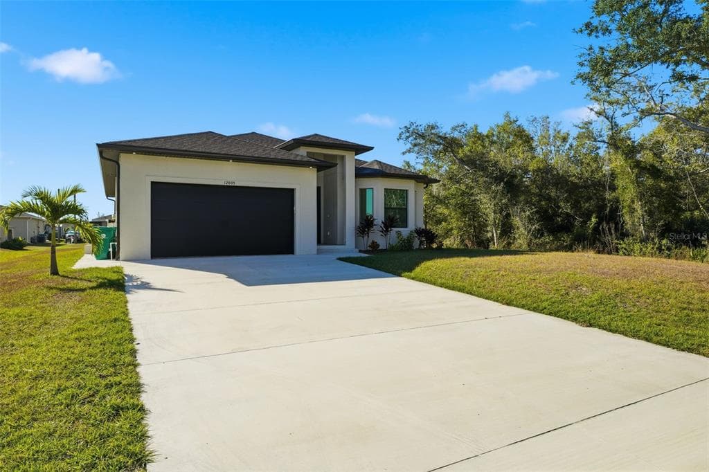 12005 CARNIVAL AVENUE, PORT CHARLOTTE, FL 33981 — zdjęcie 3