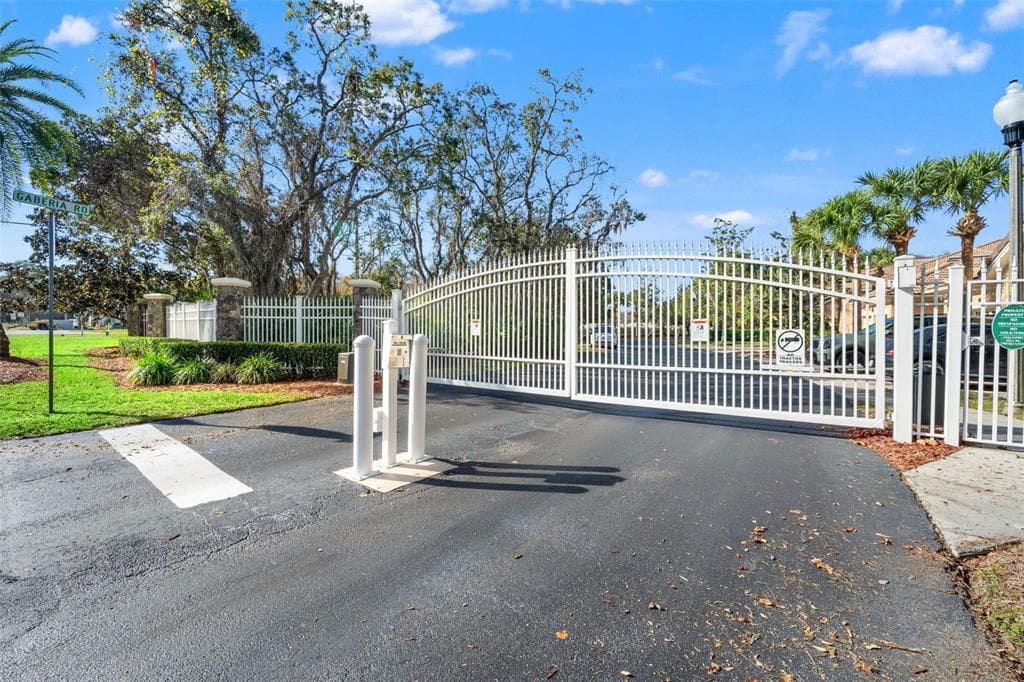 7305 GABERIA ROAD, NEW PORT RICHEY, FL 34655 — zdjęcie 2