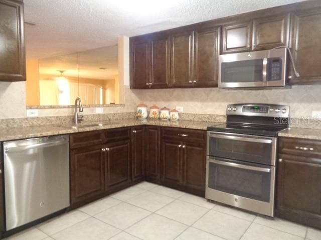 9105 TUDOR DRIVE # 203, TAMPA, FL 33615 — zdjęcie 5