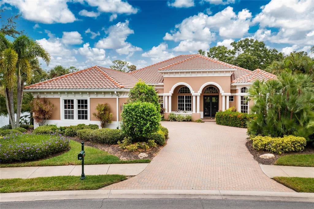 10 BOCA ROYALE BLVD BOULEVARD, ENGLEWOOD, FL 34223