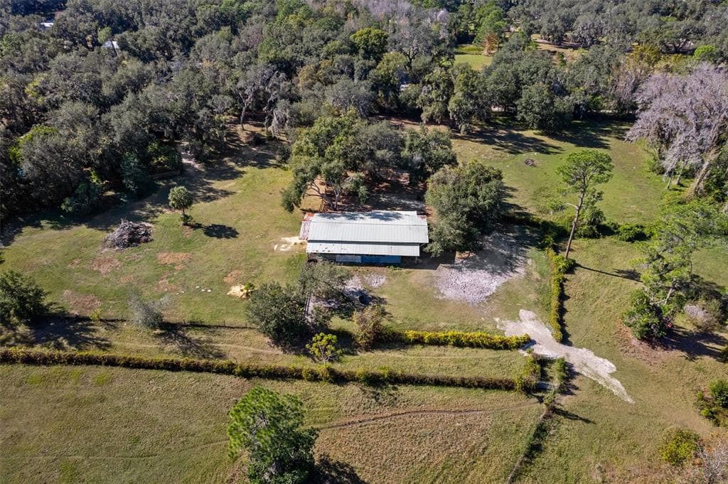 27910 DEBBIE ROAD, OKAHUMPKA, FL 34762 — zdjęcie 5