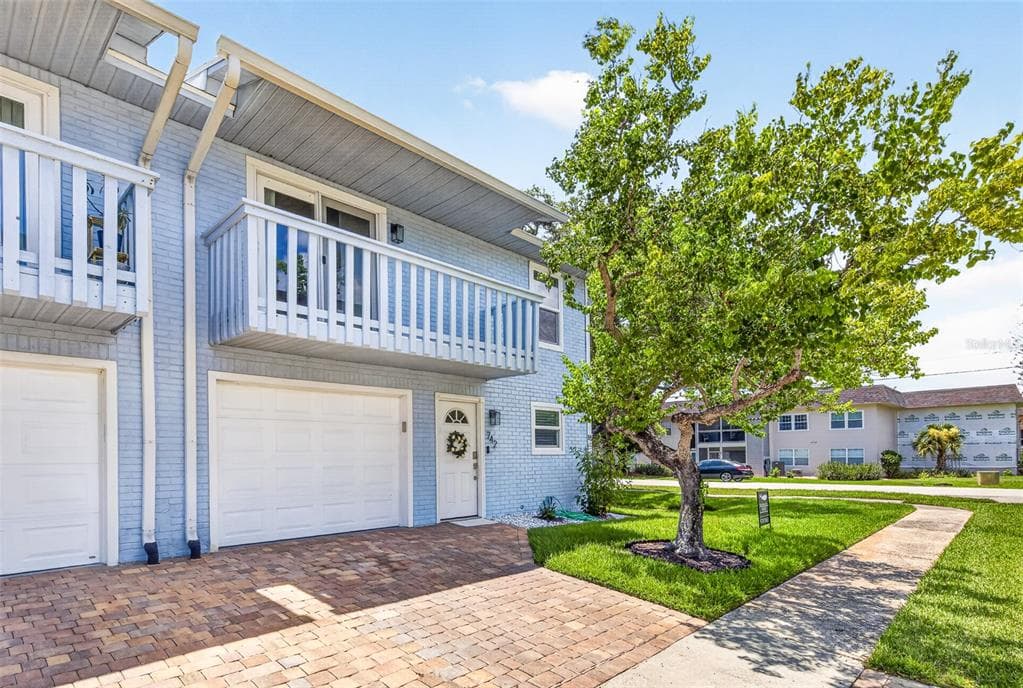 742 LAUREL BAY CIRCLE, NEW SMYRNA BEACH, FL 32169