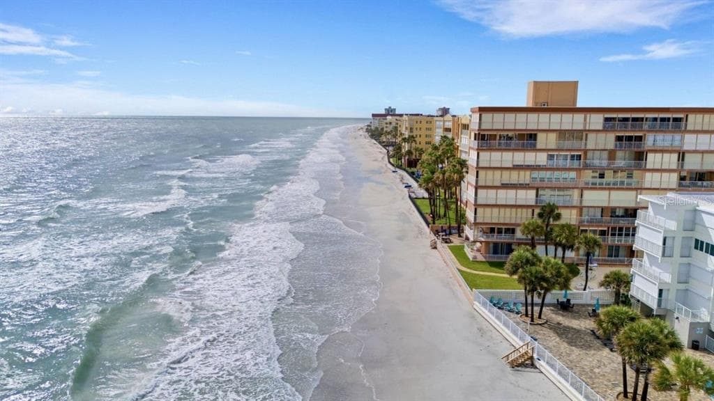 16333 GULF BOULEVARD # 215, REDINGTON BEACH, FL 33708 — zdjęcie 2