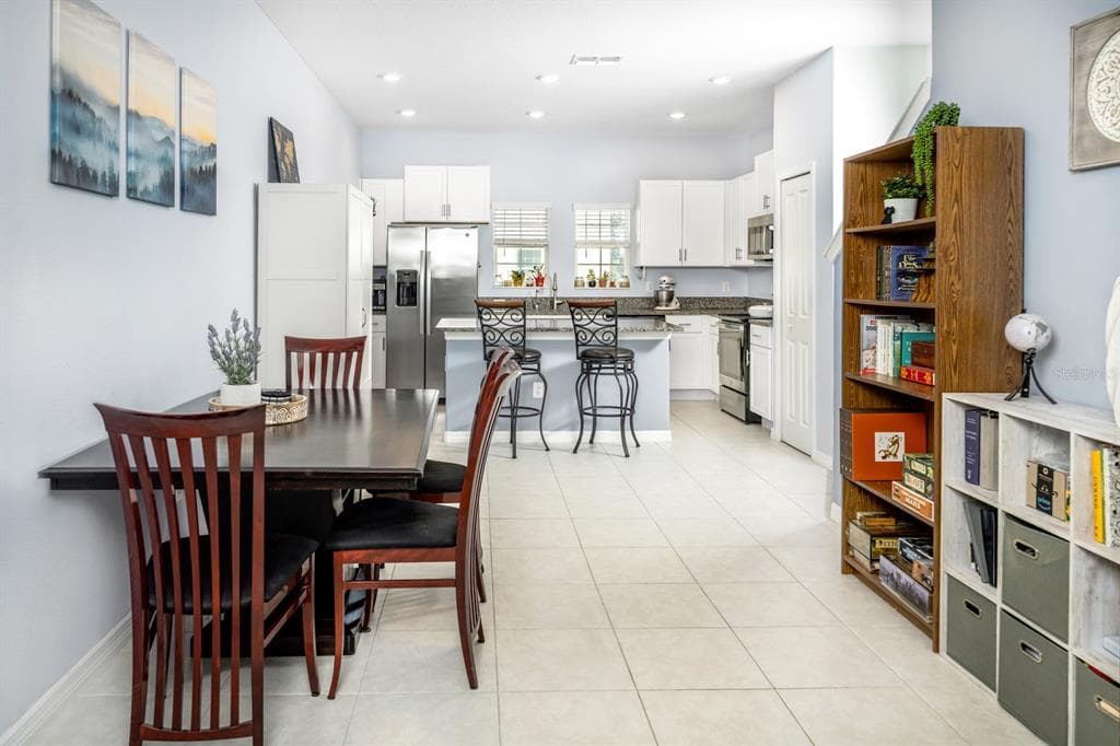 842 TENNYSON MILL CIRCLE, TAMPA, FL 33619 — zdjęcie 4