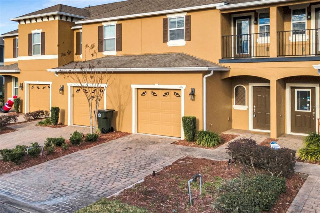 106 CARMICHAEL WAY, DAYTONA BEACH, FL 32124