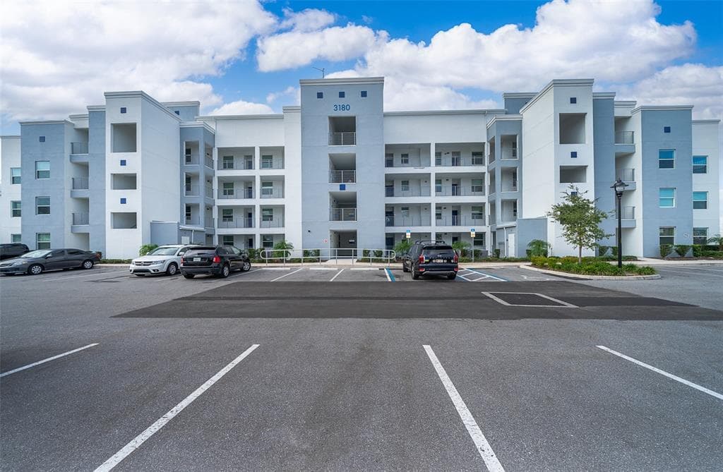 3180 PARADOX CIRCLE # 108, KISSIMMEE, FL 34746