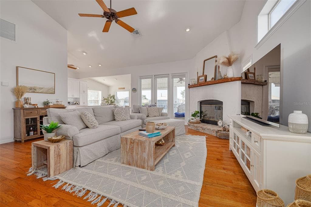 4207 DES PREZ COURT, HERNANDO BEACH, FL 34607 — zdjęcie 4