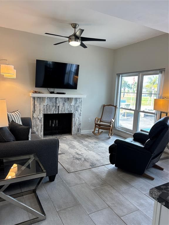 179 MEDALLION BOULEVARD # E, MADEIRA BEACH, FL 33708 — zdjęcie 3