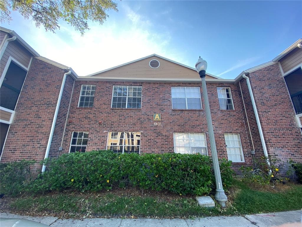 4400 THORNBRIAR LANE # 205, ORLANDO, FL 32822